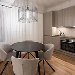 Апартаменти Luxury Design In Center