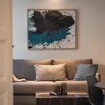 Luxury Design In Center Apartman