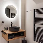 Apartman Luxury Design In Center