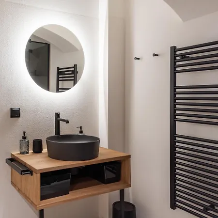 Apartment Luxury Design In Center