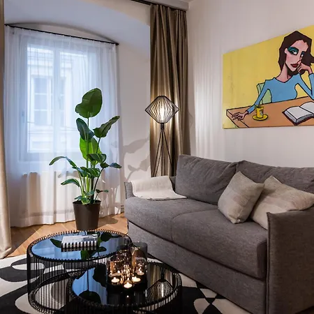 Apartment Luxury Design In Center Graz
