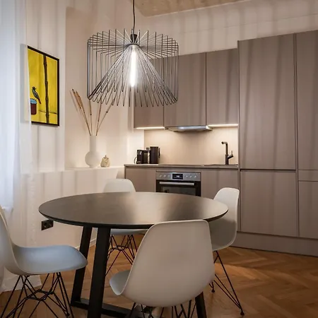 Apartment Luxury Design In Center *