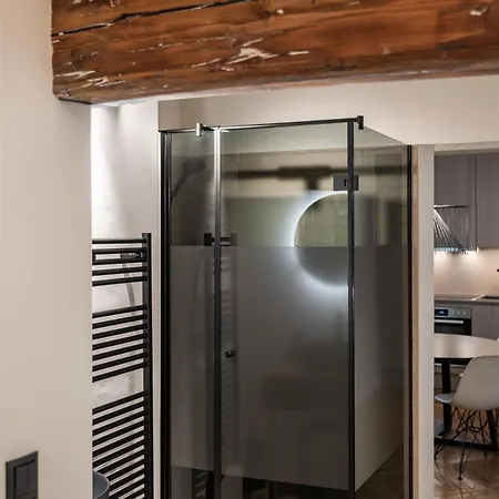 Luxury Design In Center *