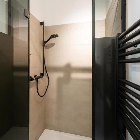 Luxury Design In Center Apartment *