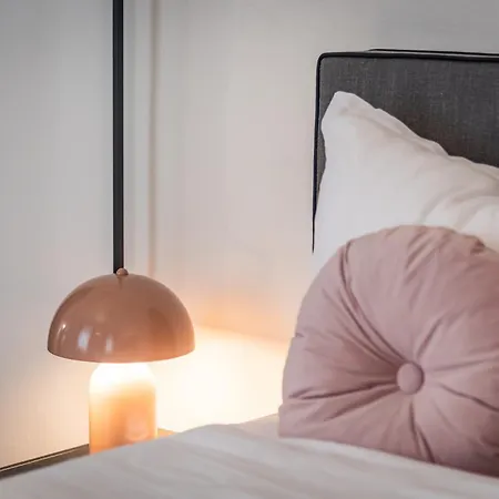 Luxury Design In Center Апартаменти